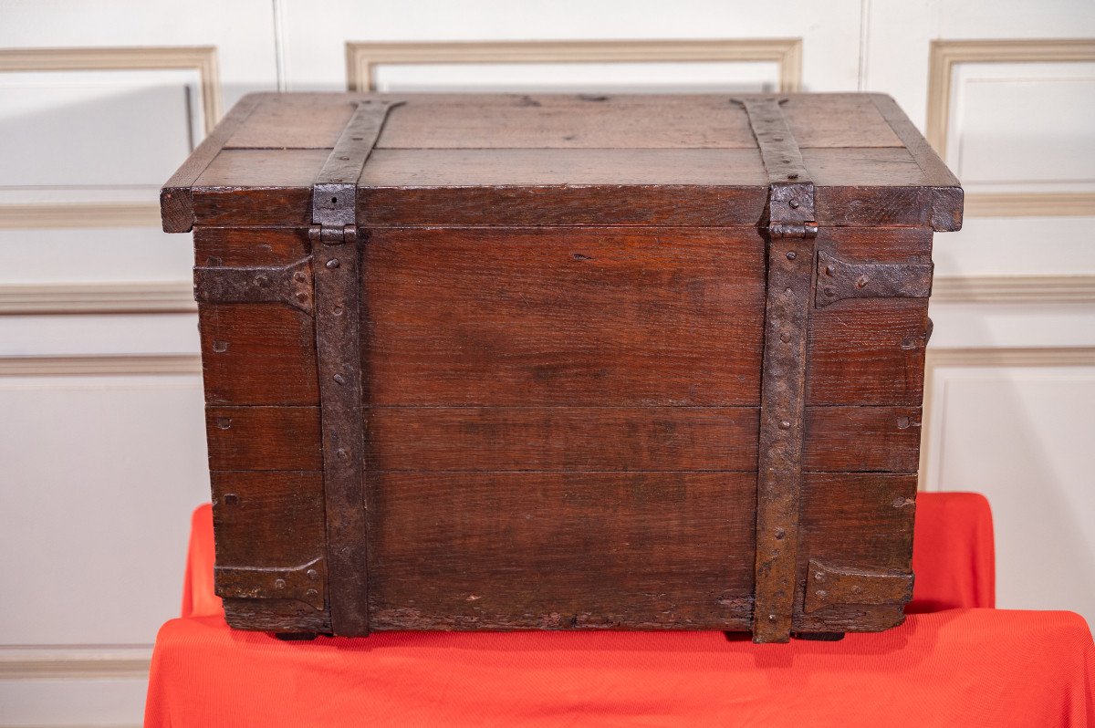 Oak Marine Chest, Late 17th Century-photo-2