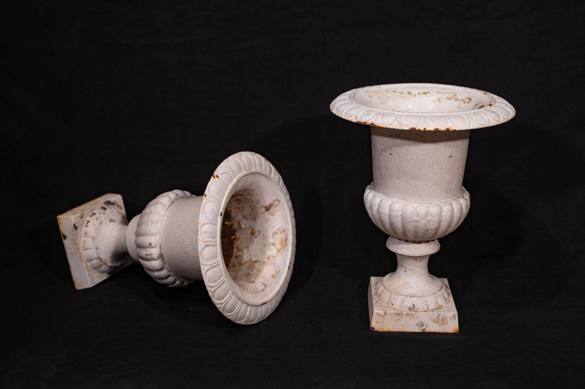 Pair Of Medici Vases-photo-3