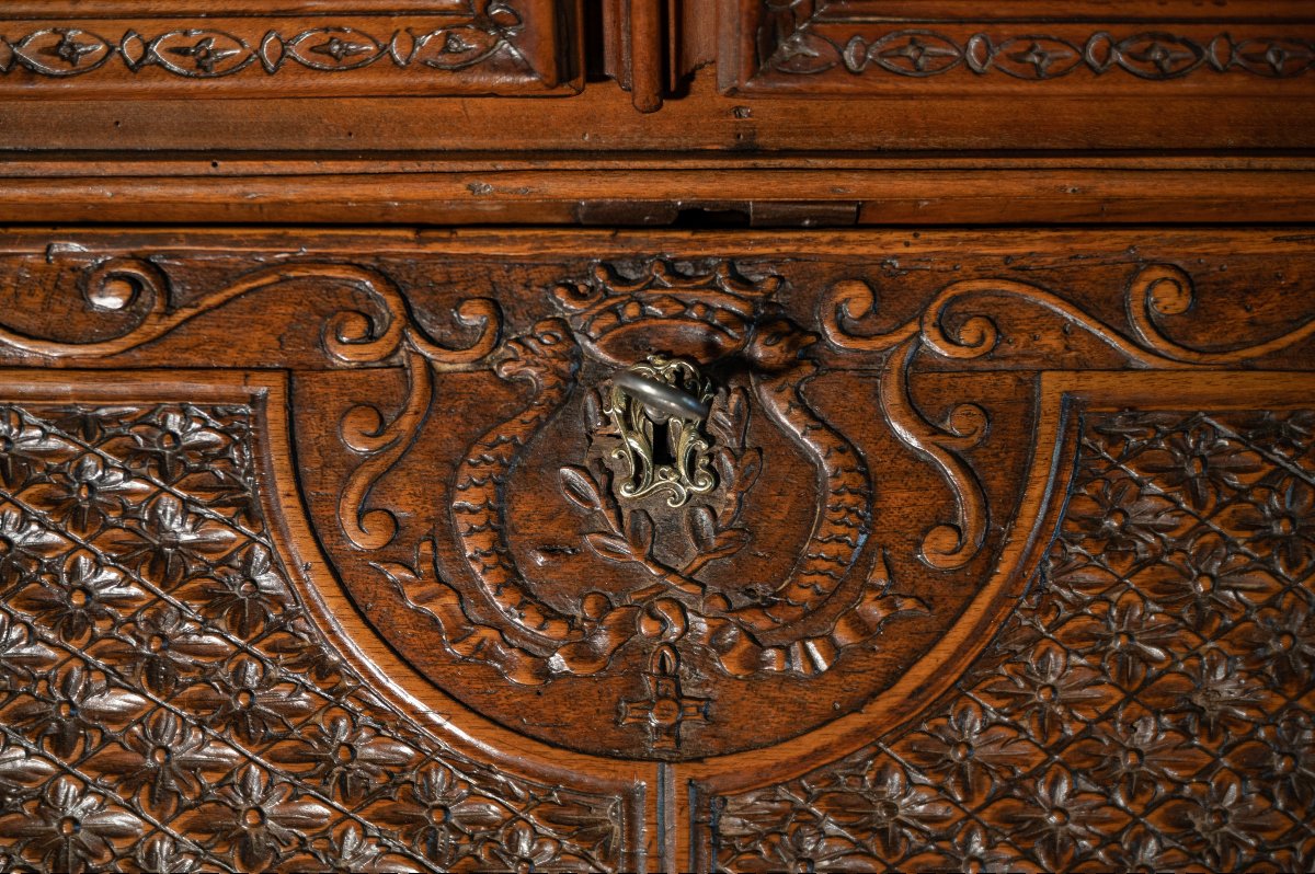 18th Century Walnut Chest Of Drawers From Nantes-photo-2
