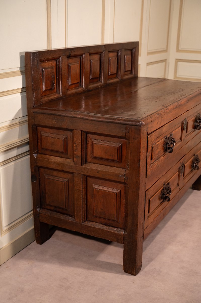 Commode-chasublier à dosseret 17ème-photo-2