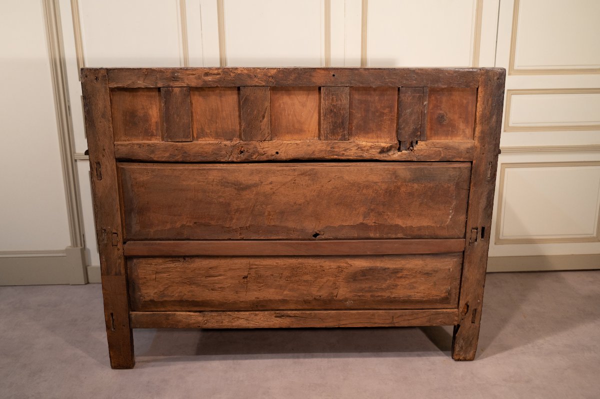 Commode-chasublier à dosseret 17ème-photo-1