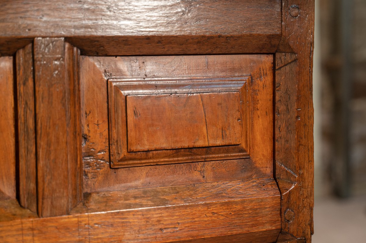 Commode-chasublier à dosseret 17ème-photo-3