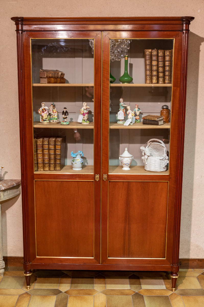 Vitrine, bibliothèque en acajou de style Louis XVI