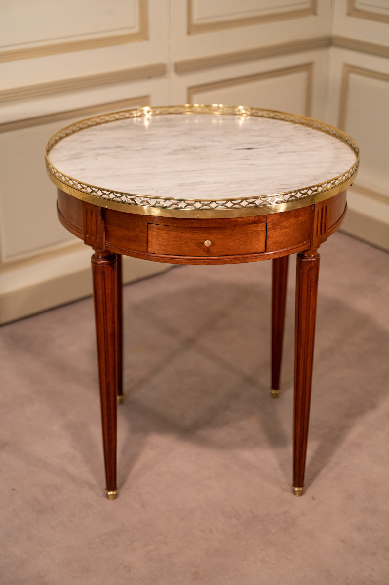 Hot Water Bottle Table