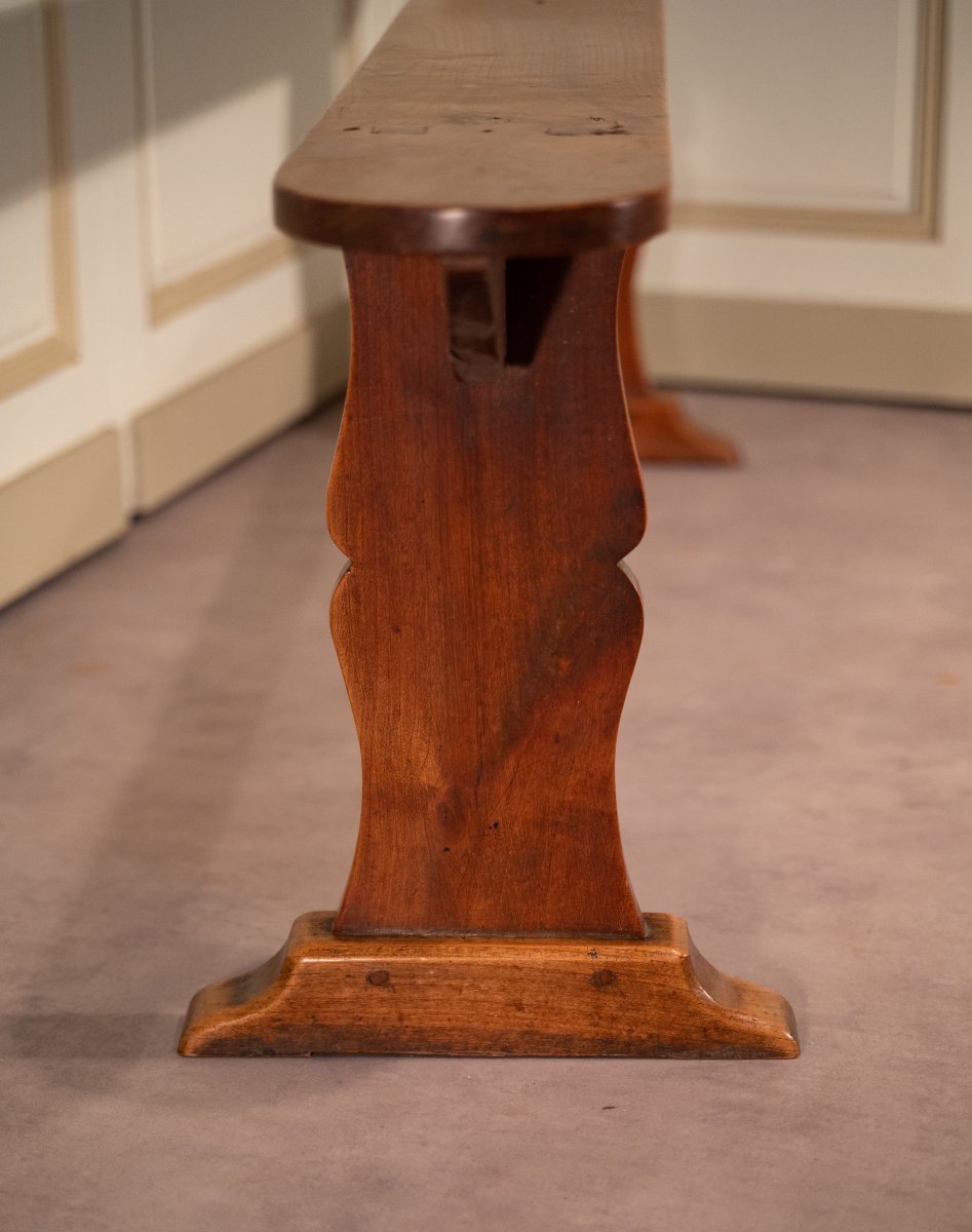 Rectangular Cherry Wood Table With Tapered Legs-photo-2