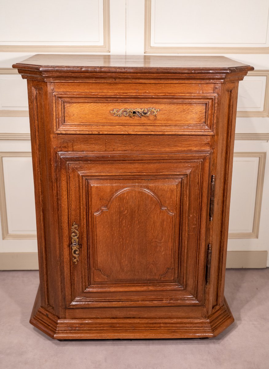 18th-century Oak Jam Pot