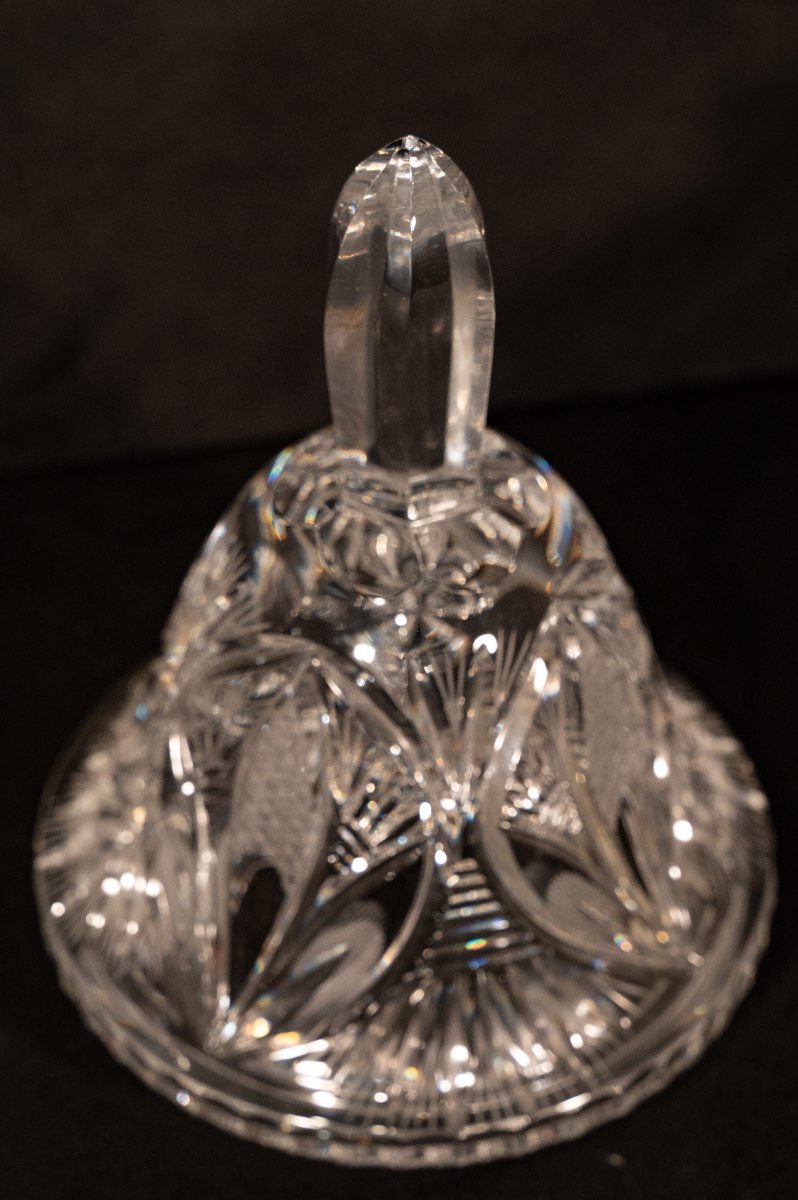 A Fine Pair Of Cut Crystal Vases-photo-3