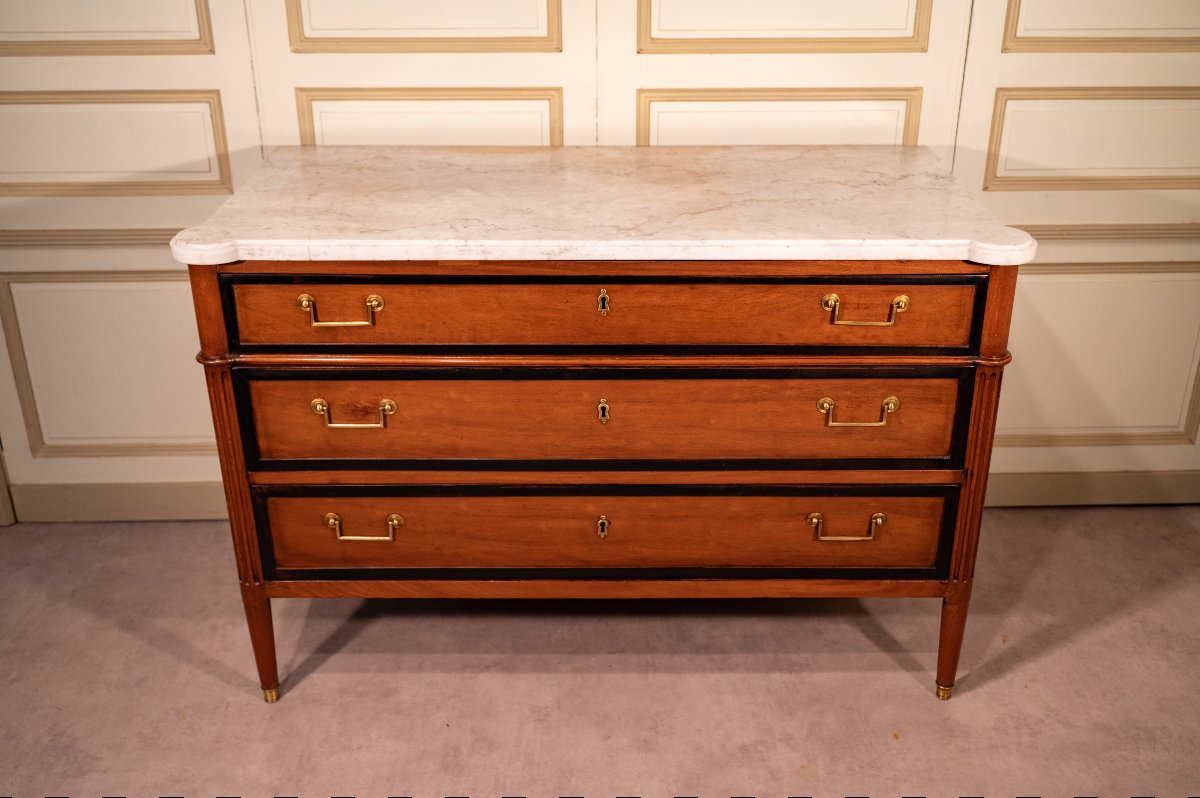 Commode Louis XVI en acajou