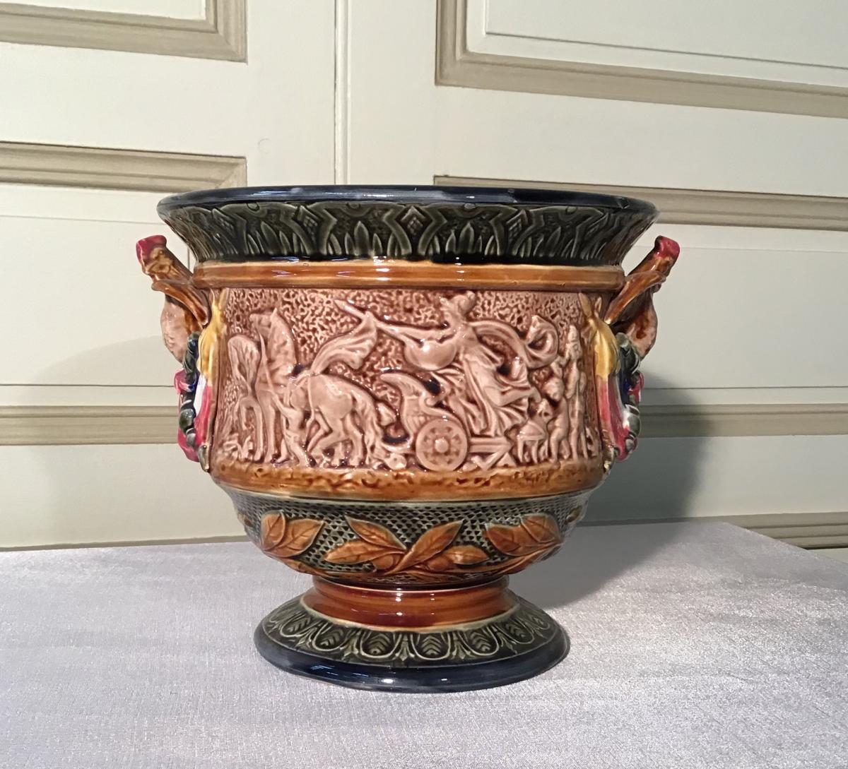 Slip Pot In The Late 19th Century