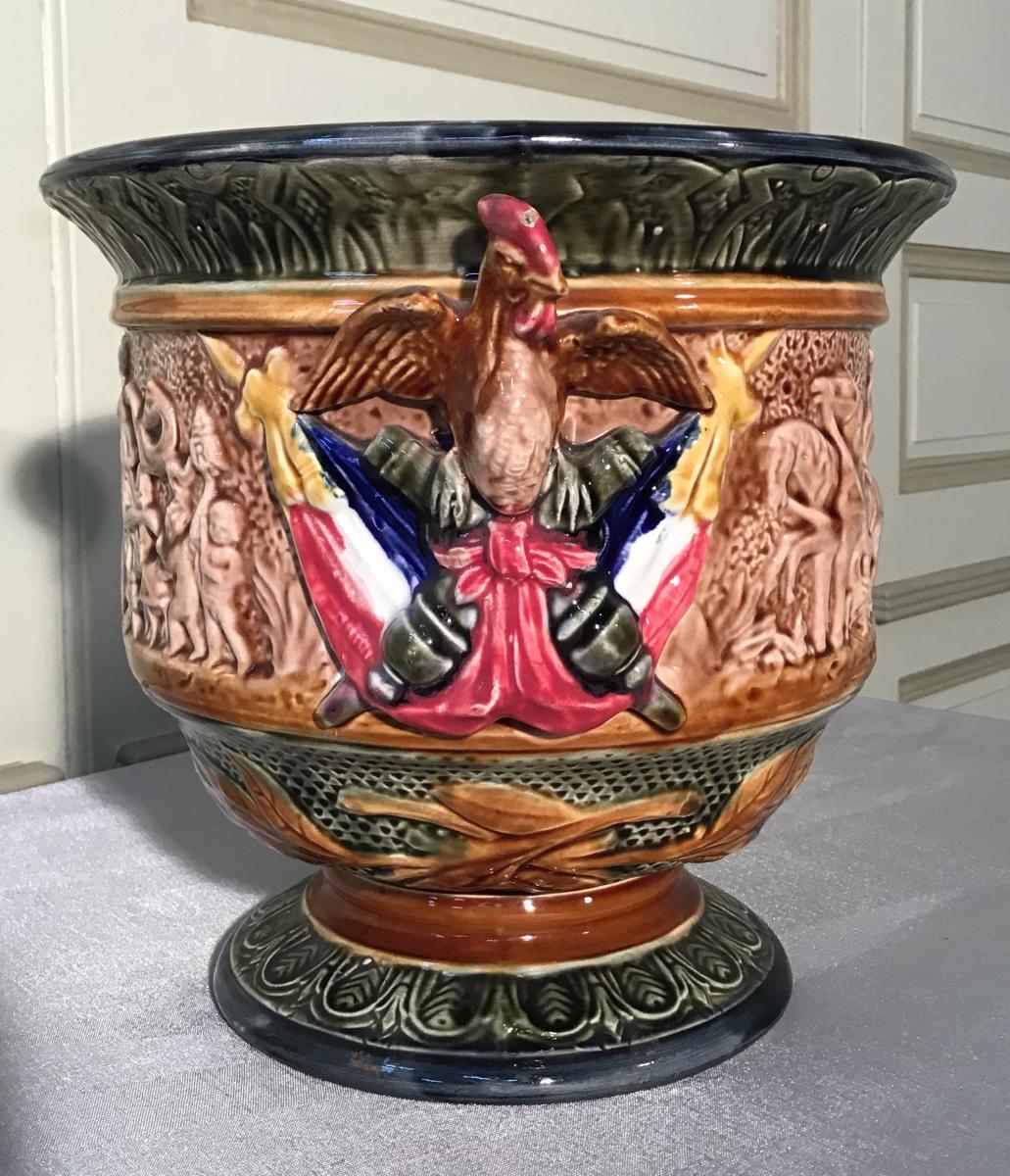 Slip Pot In The Late 19th Century-photo-2