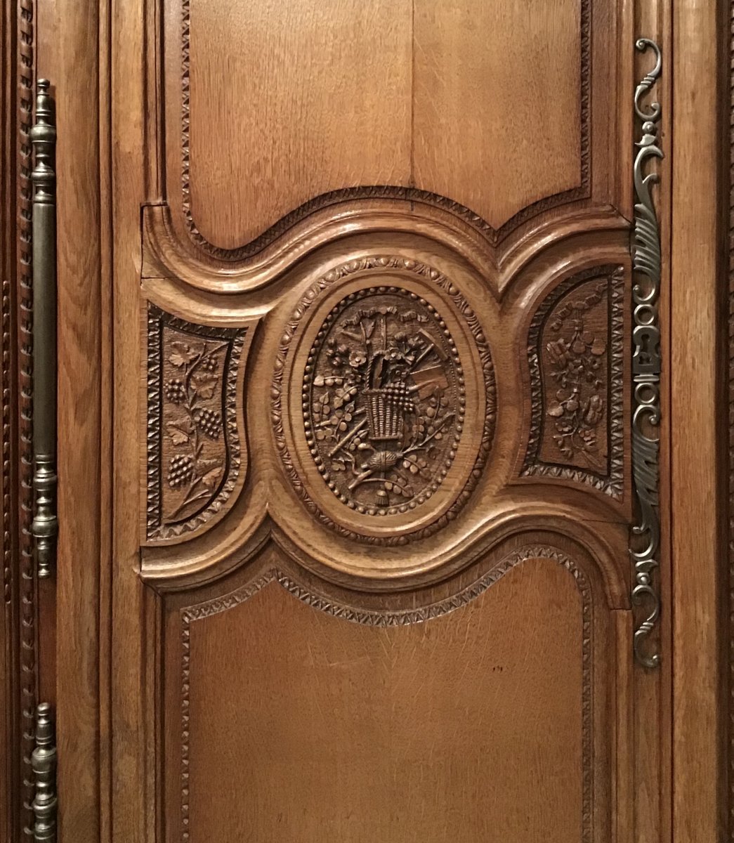 Armoire De Mariage En Chêne Sculpté, Caen-photo-2