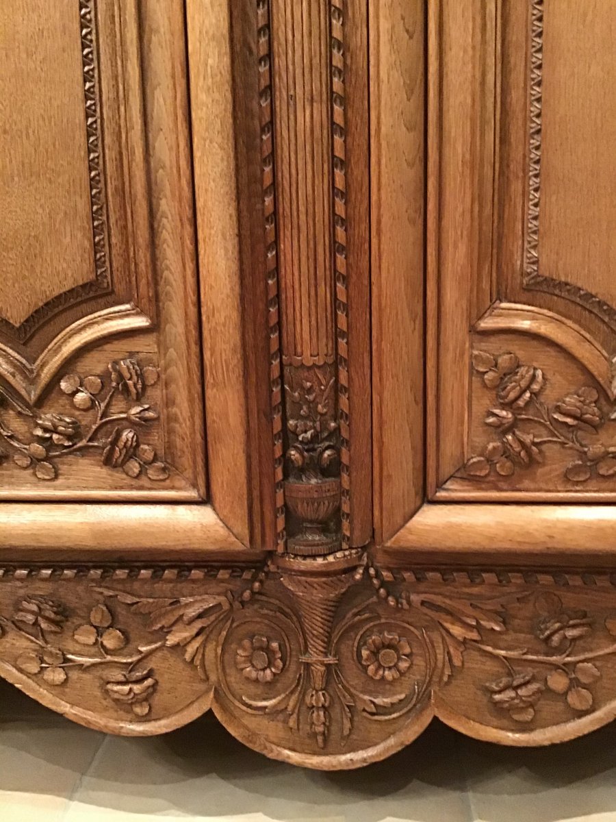 Armoire De Mariage En Chêne Sculpté, Caen-photo-2