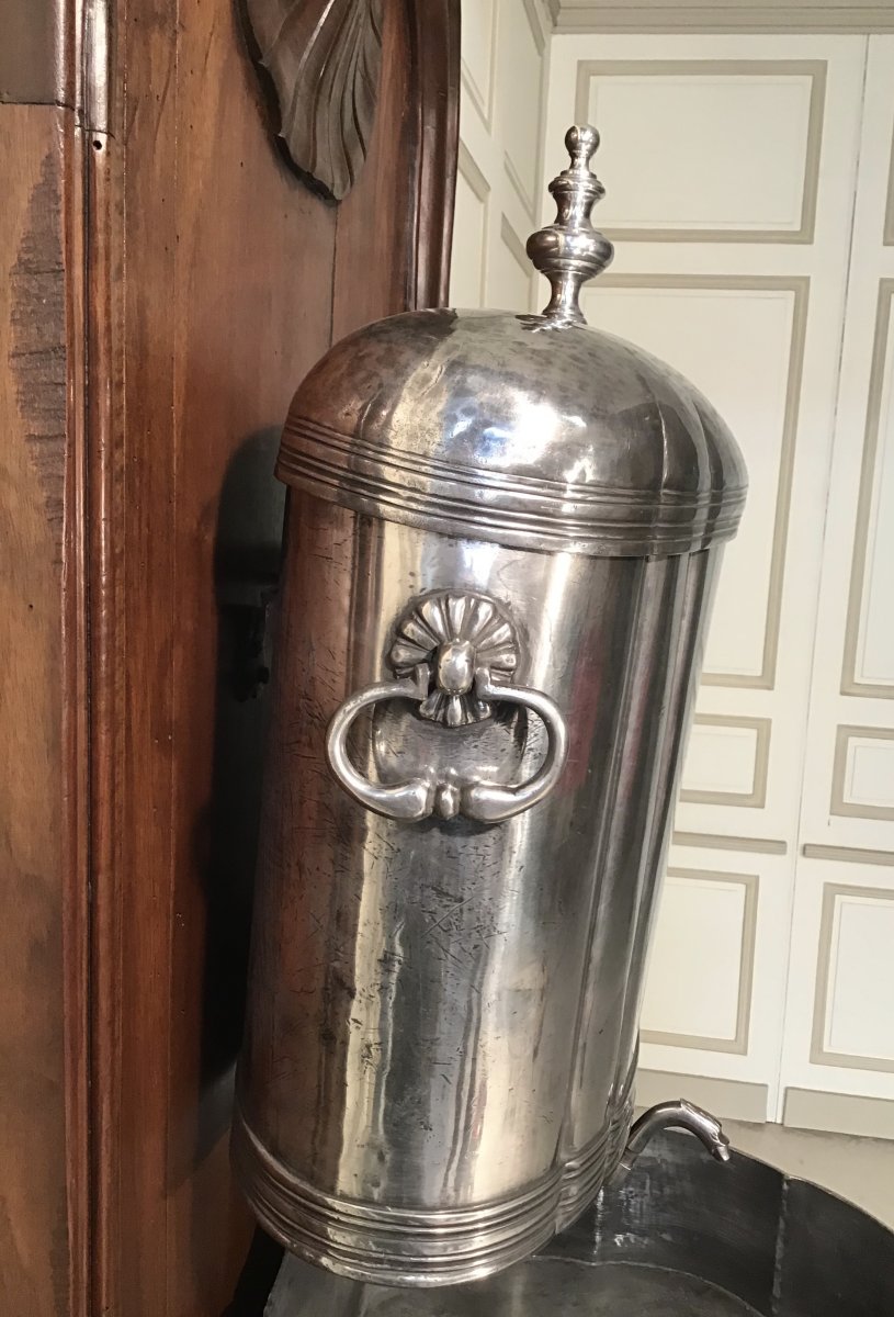 Fountain In Pewter And Walnut Work From The South Of France 18th Time-photo-1