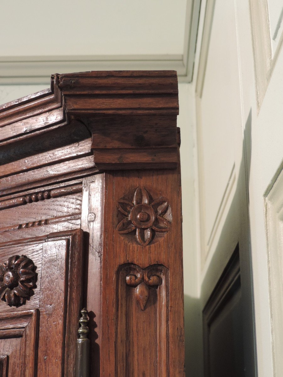 Large 18th Century Norman Curved Corner-photo-2