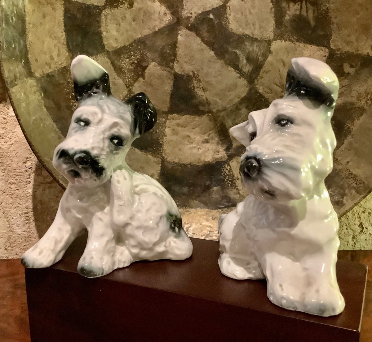 Art Déco, Paire De Grands Chiens Terrier, Scottish-terrier, Barbotine Tchécoslovaque -photo-1