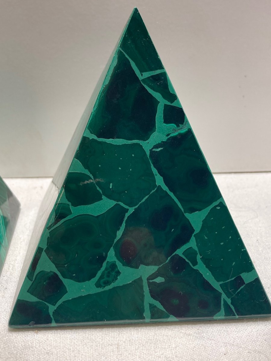 Paire De Pyramides En Malachite -photo-2