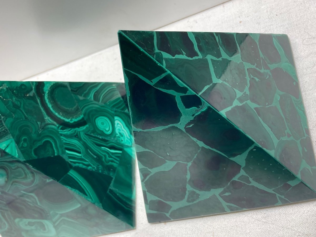 Paire De Pyramides En Malachite -photo-4