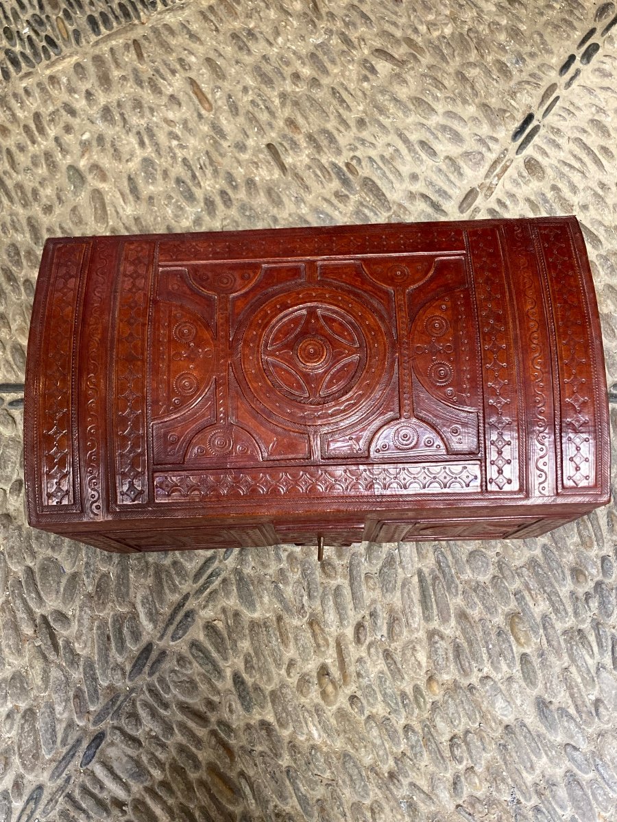 Grand Coffre Touareg Cuir Et Bois -photo-2