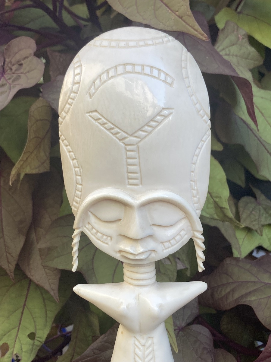 Ivory African Statue-photo-2