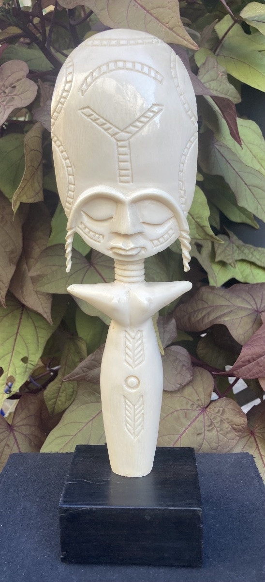 Ivory African Statue-photo-4