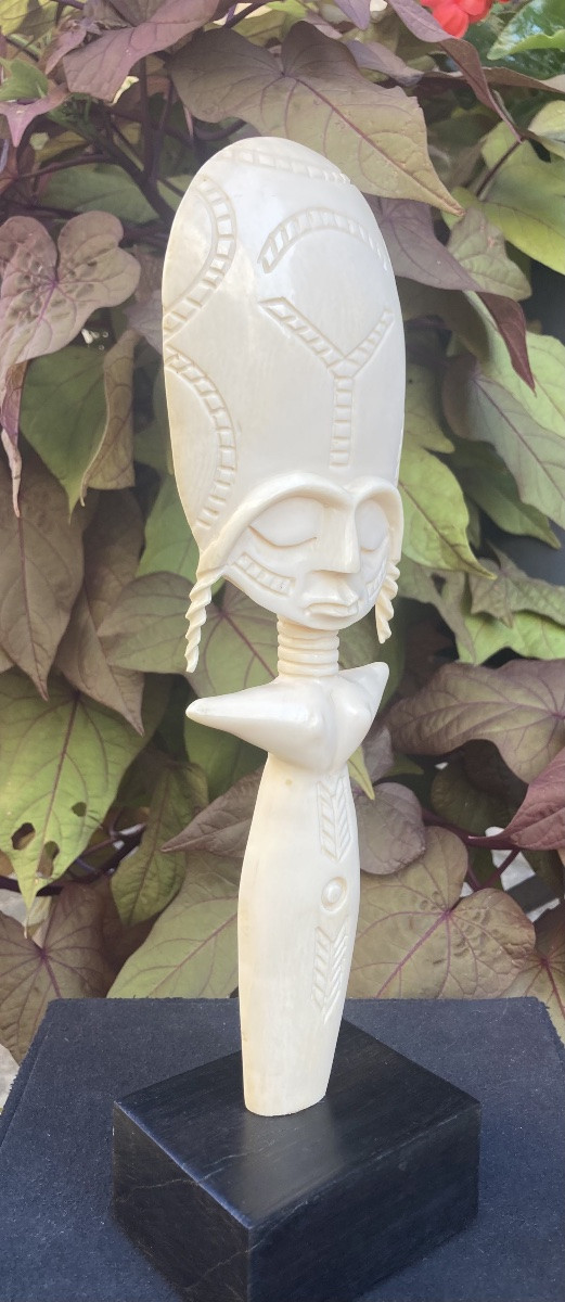 Ivory African Statue-photo-1