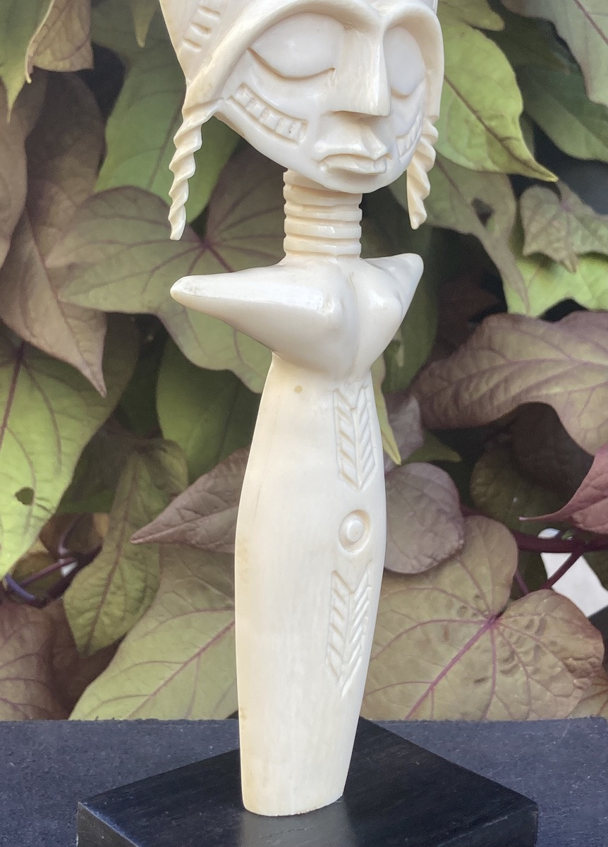 Ivory African Statue-photo-3