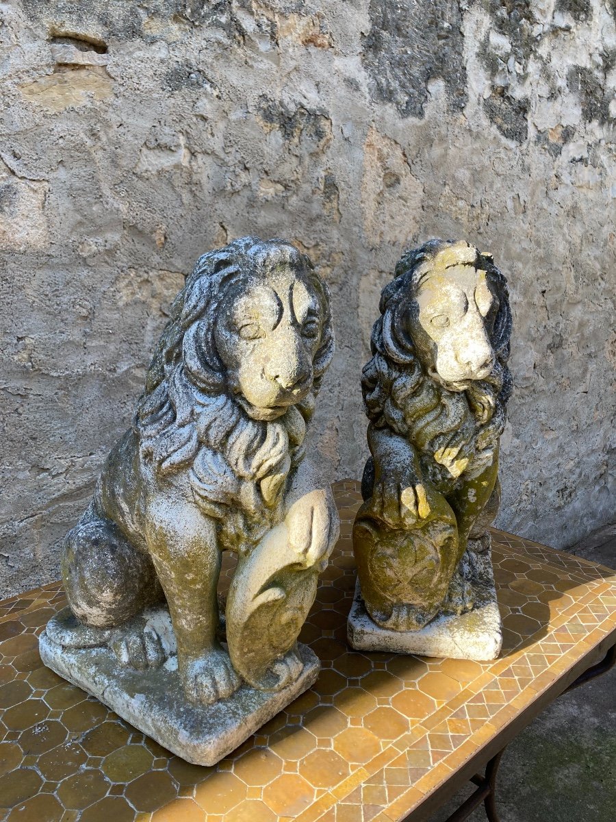 Paire De Lions Pierre-photo-2