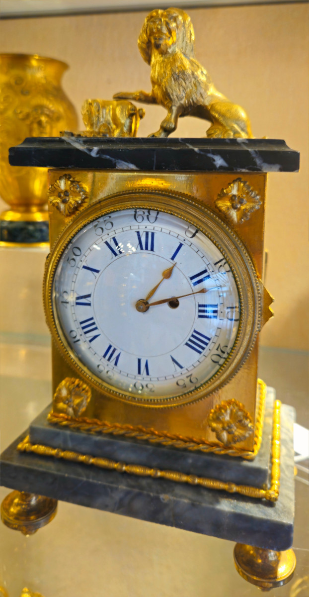 Marble And Gilt Bronze Table Clock, Dog Decor - Rooster Movement