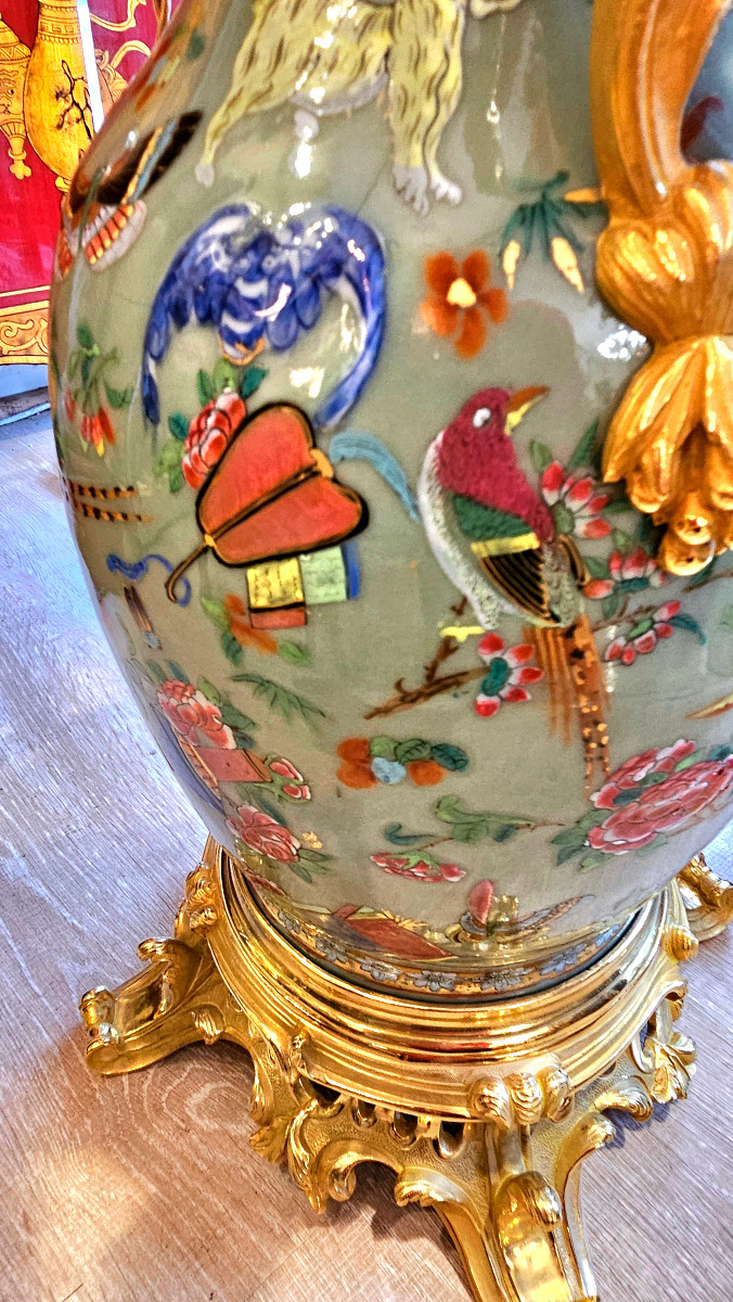 Important Chinese Porcelain Vase With Polychrome And Gold Decoration, Mounted In Gilt Bronze, 19th Century.-photo-4
