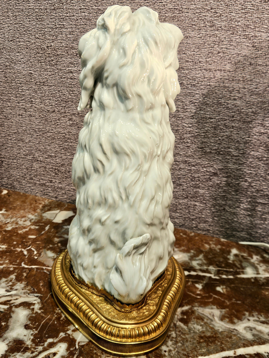 Bichon Frise Dog, Porcelain Sculpture With A Gilt Bronze Base. Late 19th/early 20th Century-photo-1