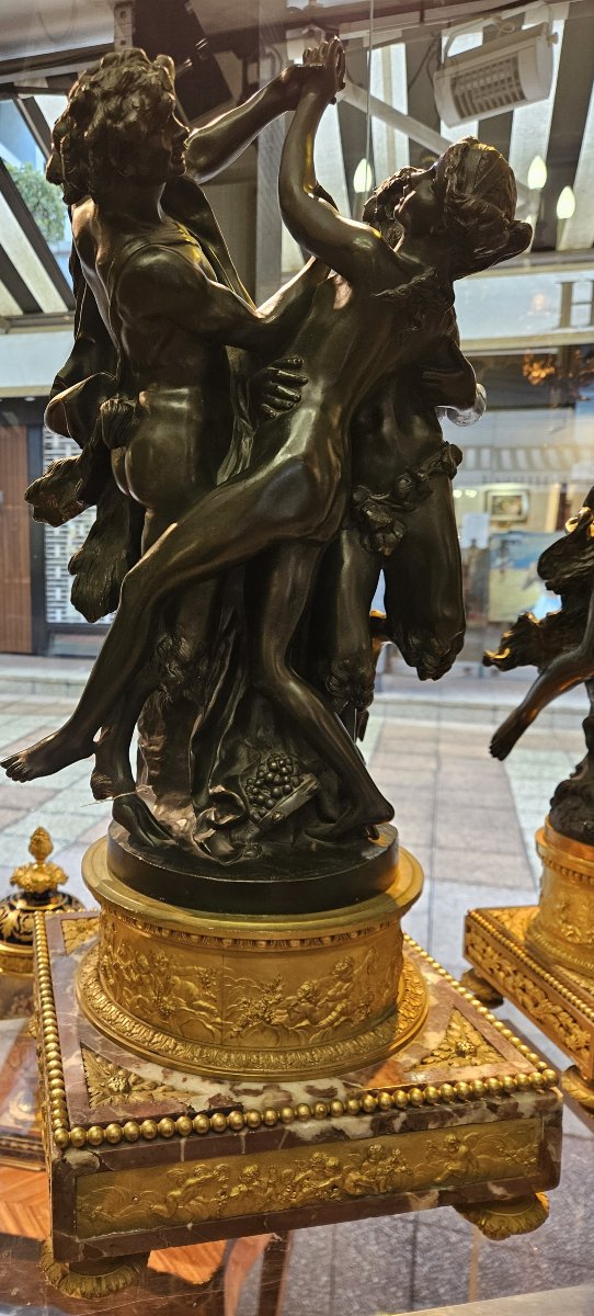 "Bacchanale" groupe en bronze signé "CLODION"