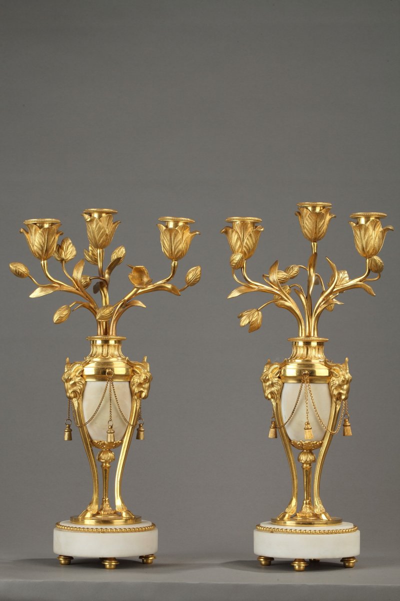 Pair Of Louis XVI Candelabra With Three Lights. Ormolu Bronze And White Marble-photo-3