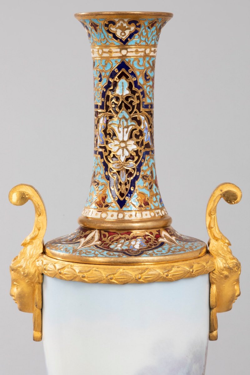 Enameled Porcelain Vase, Gilt Bronze, Cloisonne Enamel.-photo-4