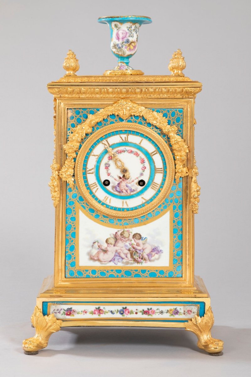 Borne Louis XVI Clock In Gilt Bronze With Mercury And Sèvres Porcelain-photo-1