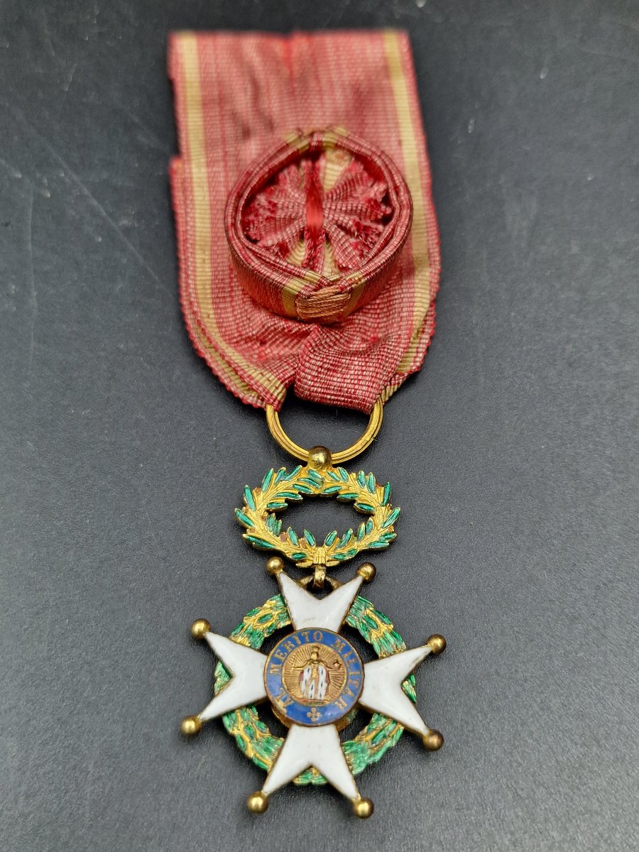 Ordre royal et militaire de Saint-Ferdinand d'Espagne en or et émail – Époque Charles X