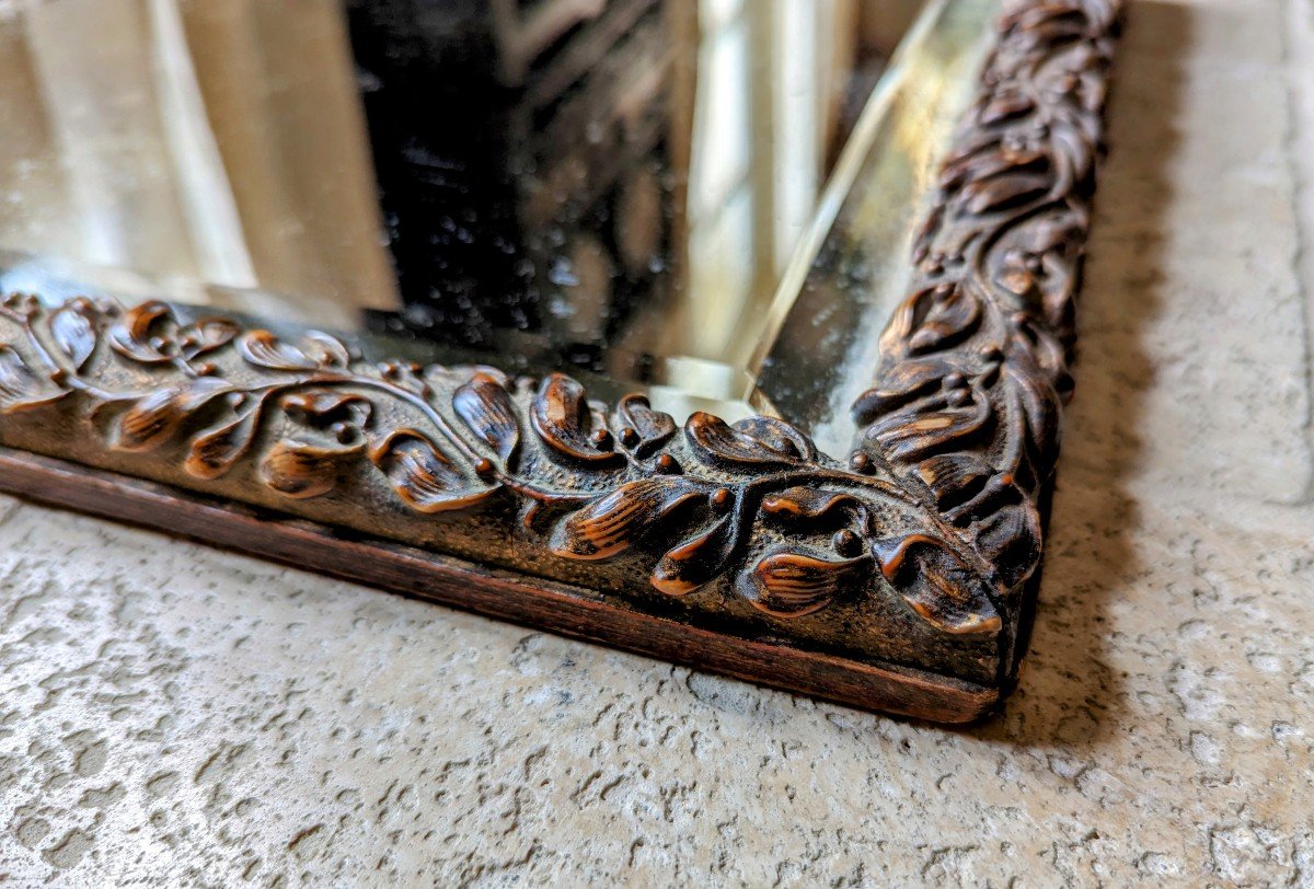 Miroir, cadre en bois sculpté. -photo-1