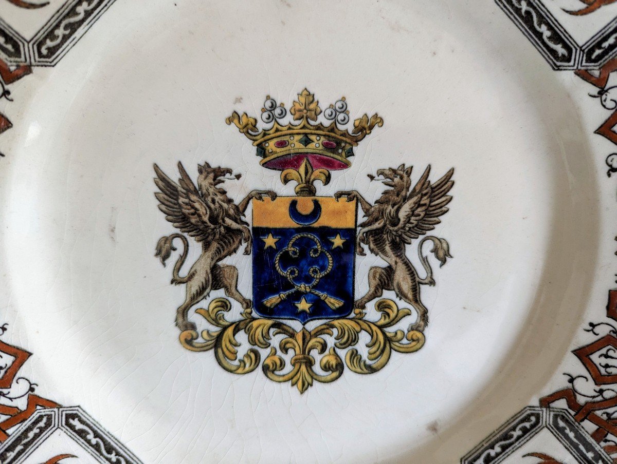 Assiette armoriée. Couronne de Marquis. Clain & Perrier-photo-2