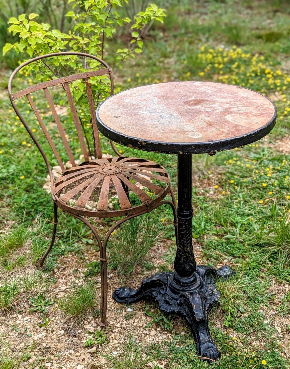 Bistrot Cast Iron Pedestal Table, Marble Top 