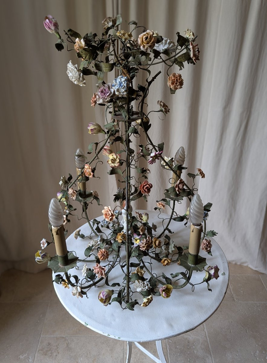 Lustre cage avec feuillage et fleurs et oiseau-photo-1