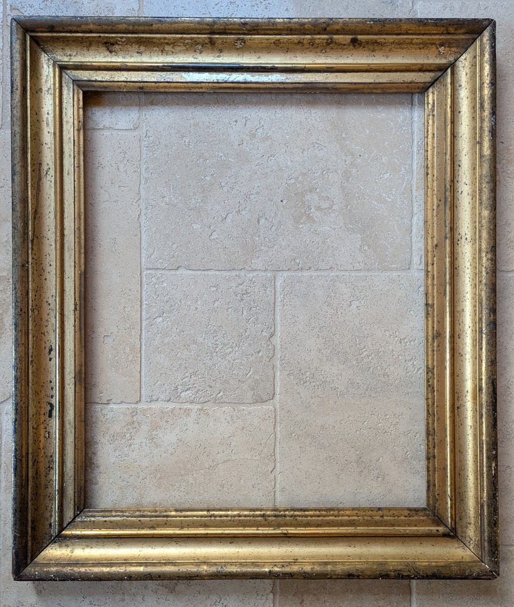 Grand cadre en bois doré 