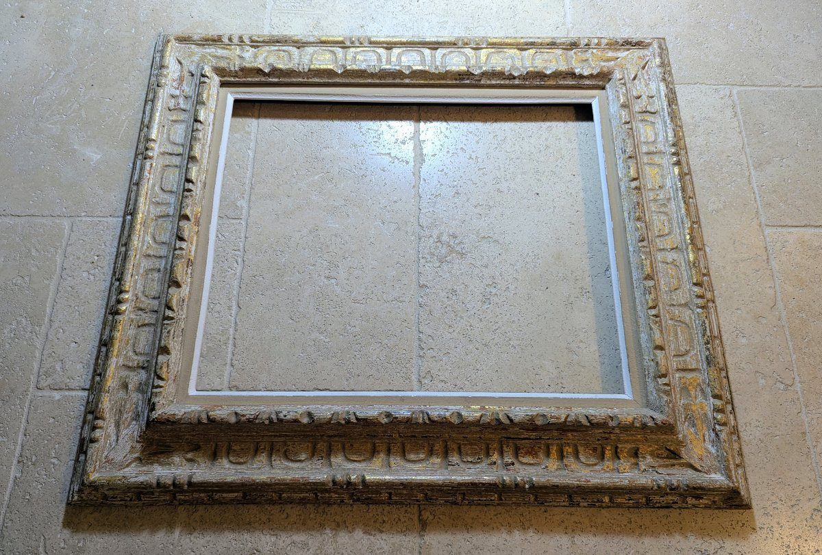 Carved Wooden Frame, Patinated -photo-3