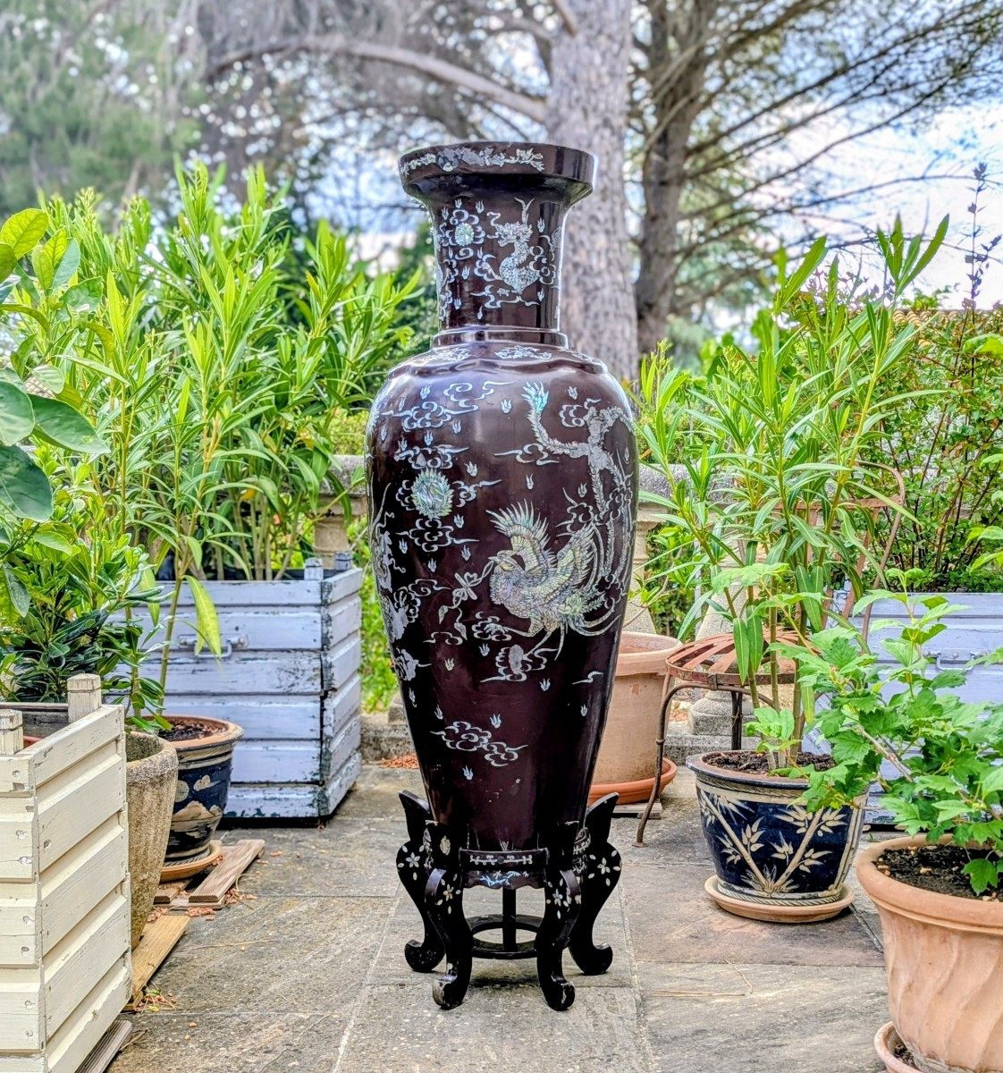 Important vase balustre décor burgauté- Asie