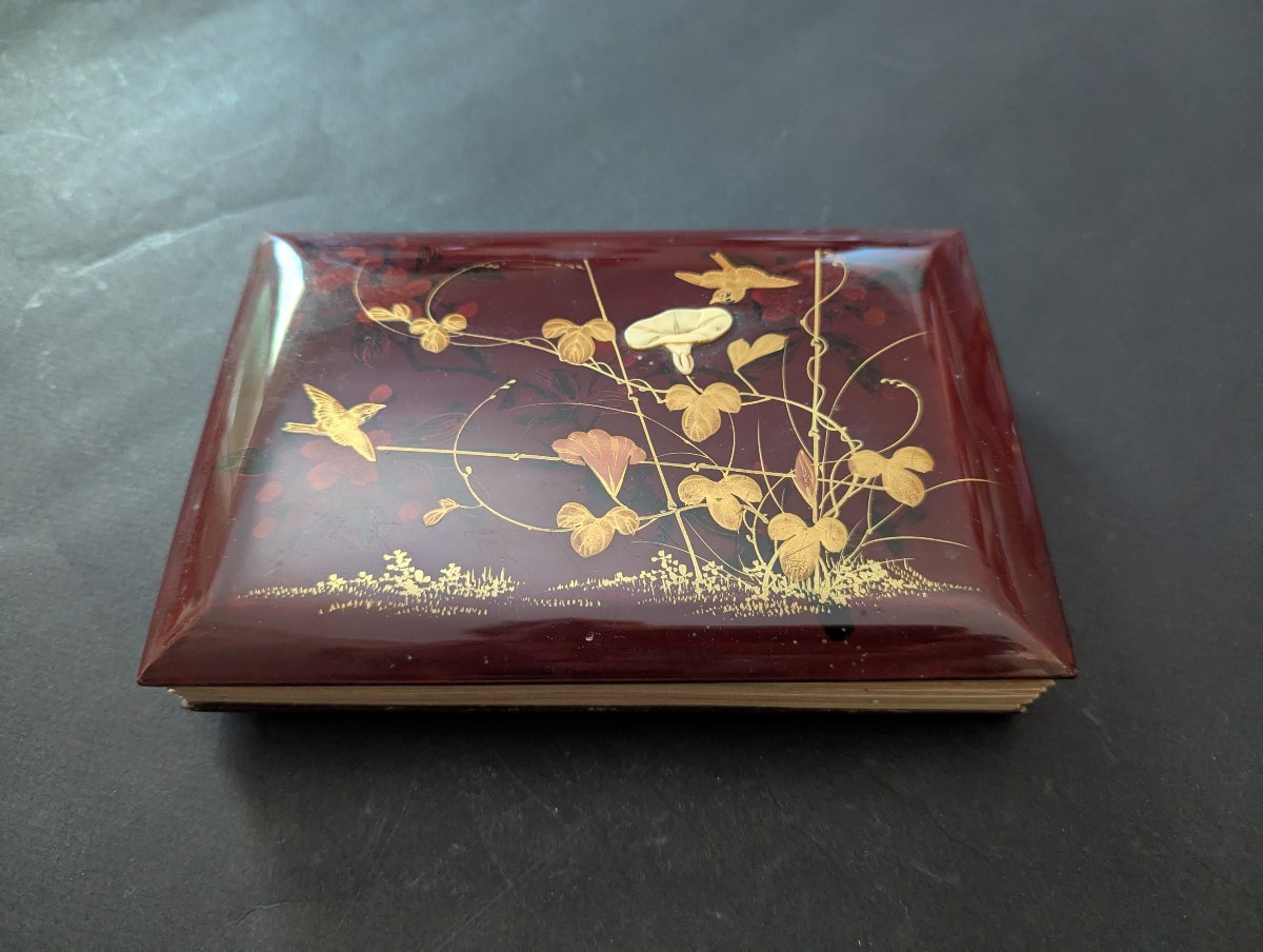 Photo Album Containing 24 Albumen Prints, With A Lacquered Cover. Meiji Period, Japan -photo-2