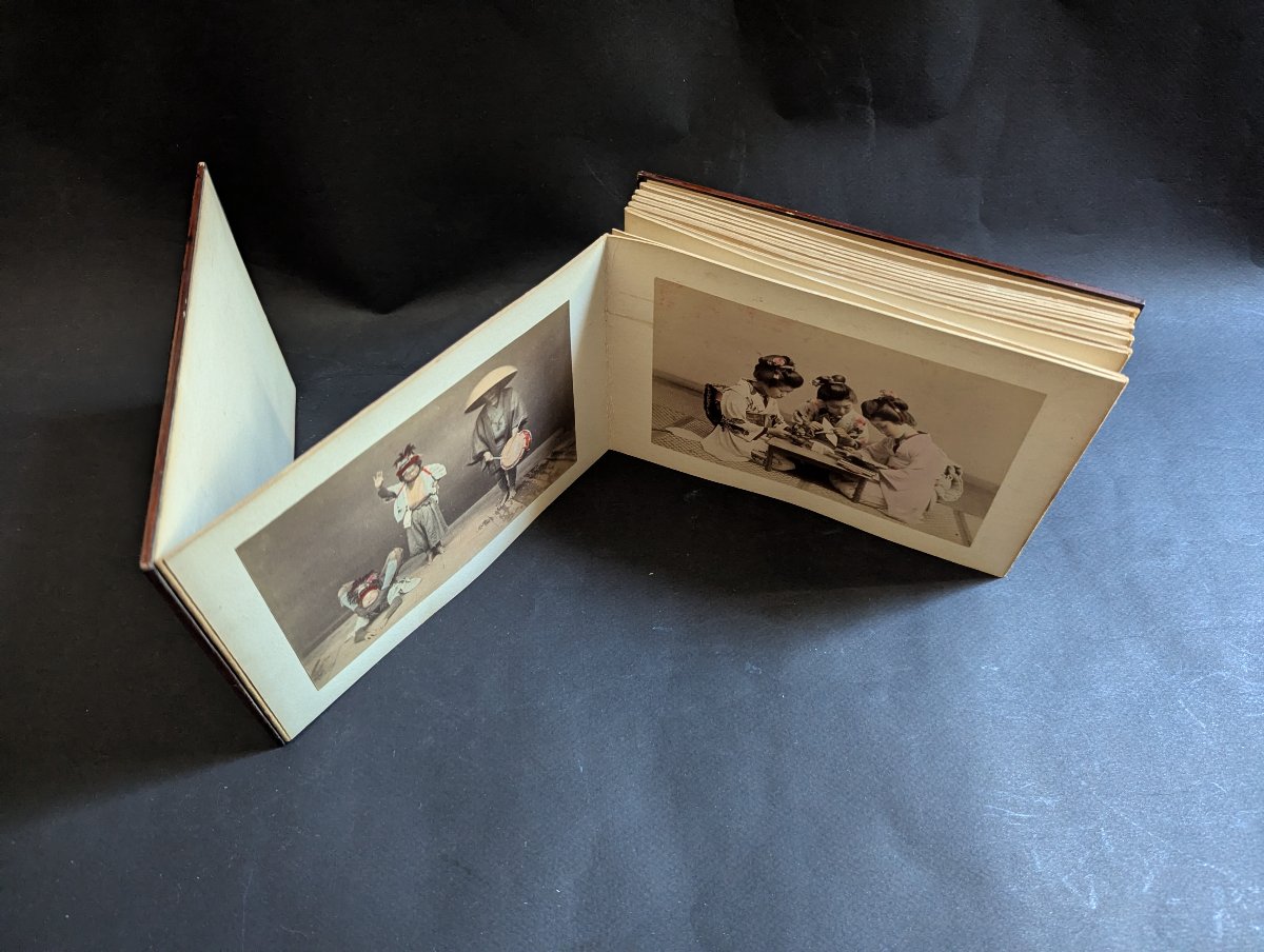 Photo Album Containing 24 Albumen Prints, With A Lacquered Cover. Meiji Period, Japan -photo-2