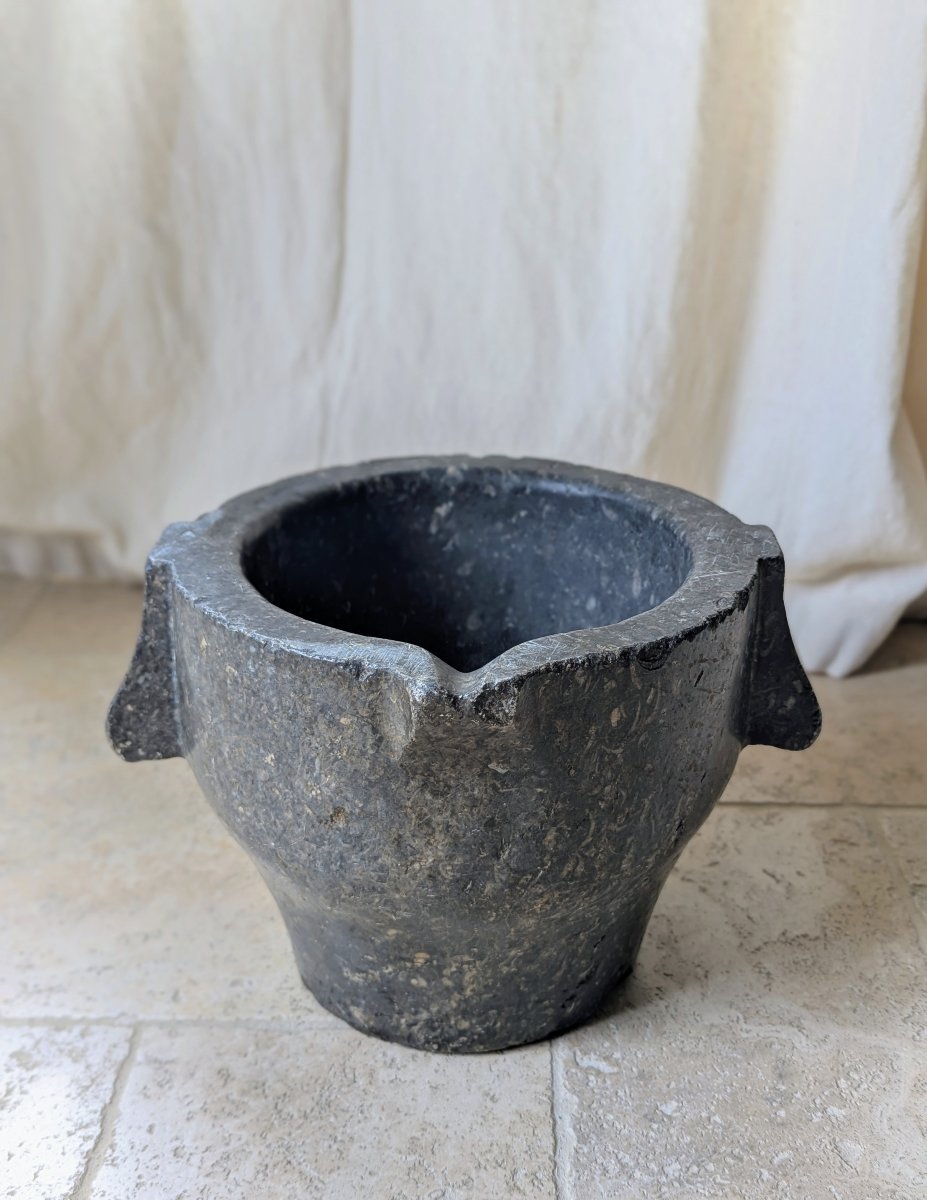 Large Marble Apothecary Mortar. Late 18th Century, Early 19th Century.-photo-6