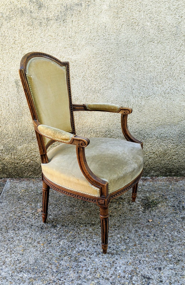 Louis XVI Convertible Armchair