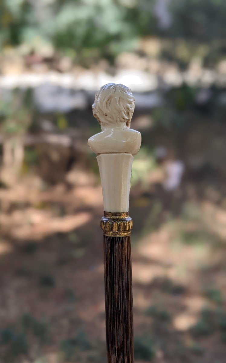 Cherub Handle Cane In Ivory-photo-3