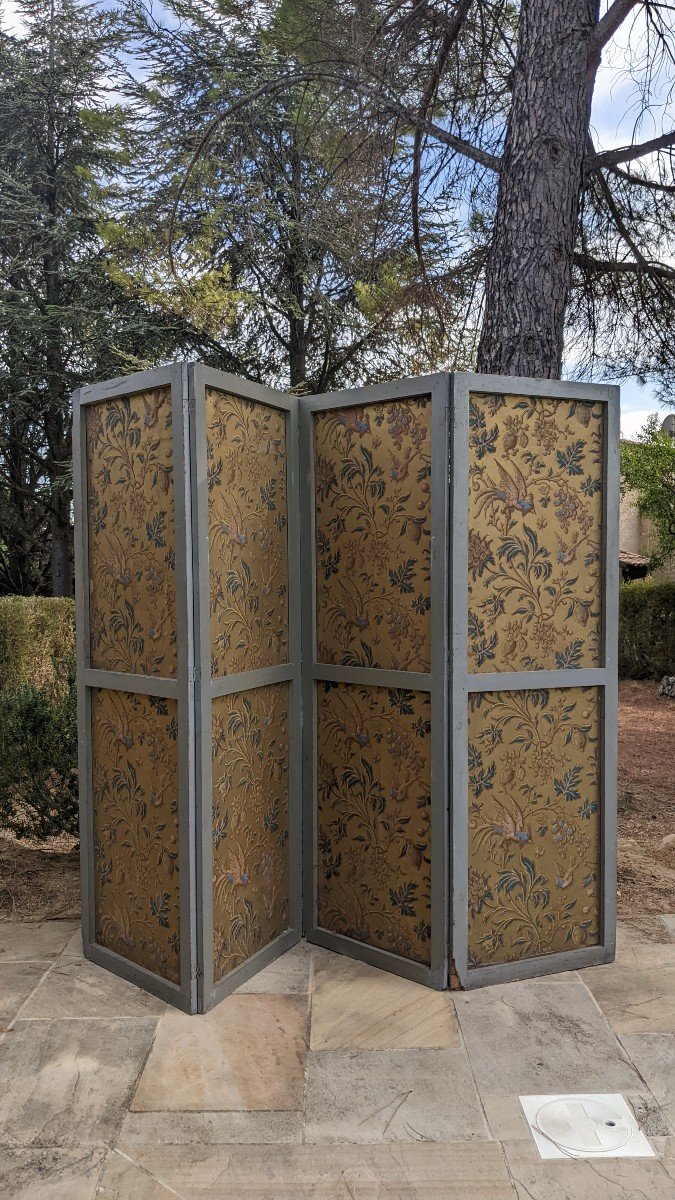 Screen With Floral Decor And Birds-photo-4