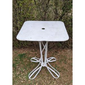 Eiffel Type Garden Pedestal Table