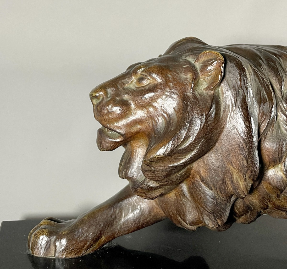 Edouard GUY (Conte Du Passage) actif dans les années 1930 Lion à l'affût en bronze -photo-6